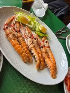 comer marisco en gijon el planeta