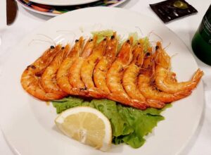 comer marisco en gijon el restallu