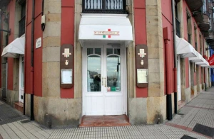 Alboccalino donde comer cerca del puerto de gijon