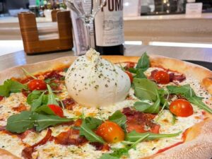 pizza alboccalino donde comer cerca del puerto de gijon