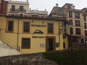 restaurante mercante donde comer en el puerto deportivo de gijon