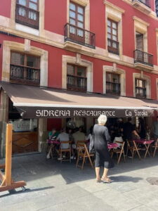 la farola comer sardinas en gijon